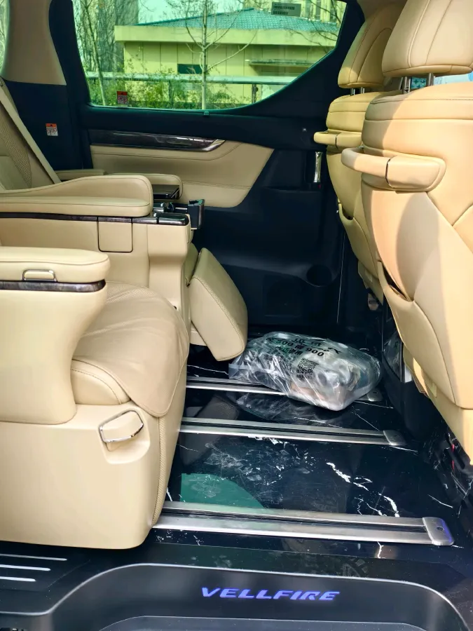 2021 Toyota Vellfire 2.5L 117HP L4 E-CVT Hybrid,autocango,china used car exporter,china ev exporter,chinese used car exporter,chinese used ev exporter