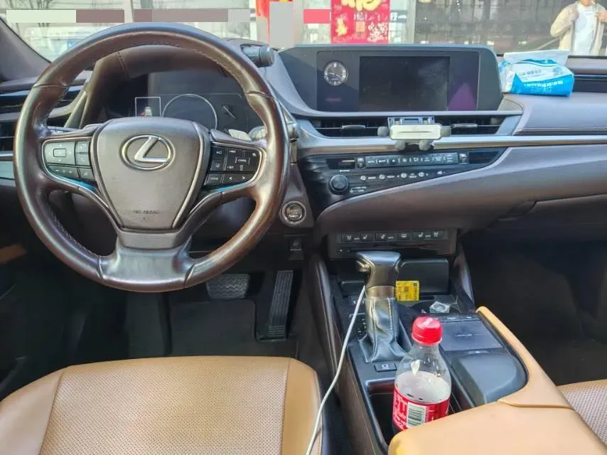 2018 Lexus ES 2.0L 167HP L4 6AT,autocango,china used car exporter,china ev exporter,chinese used car exporter,chinese used ev exporter