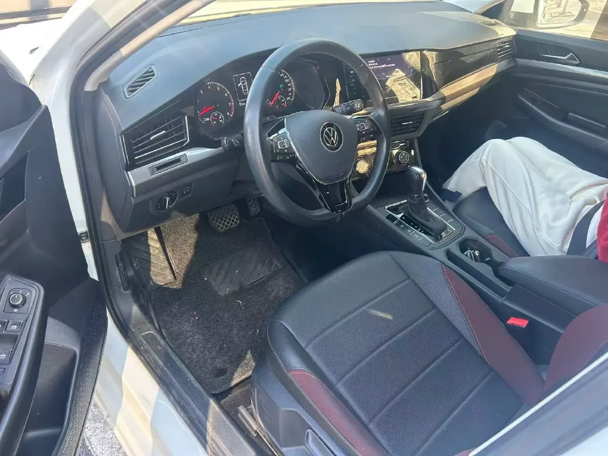 2021 Volkswagen Bora 1.5L 113HP L4 6AT,autocango,china used car exporter,china ev exporter,chinese used car exporter,chinese used ev exporter