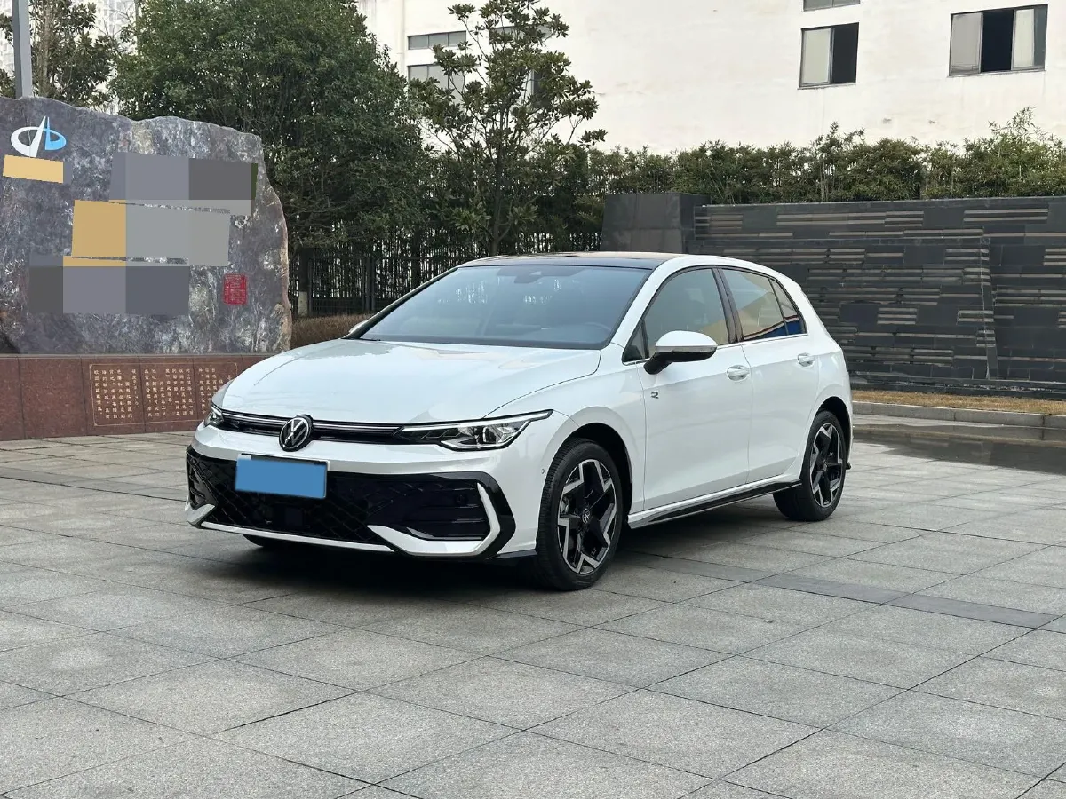 2025 Volkswagen Golf 1.5T 160HP L4 7DCT,autocango,china used car exporter,china ev exporter,chinese used car exporter,chinese used ev exporter