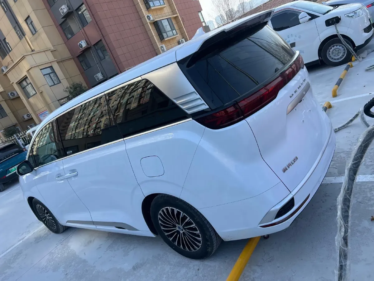 2022 Mercedes-Benz GLC Class 2.0T 197HP L4 9AT,autocango,china used car exporter,china ev exporter,chinese used car exporter,chinese used ev exporter