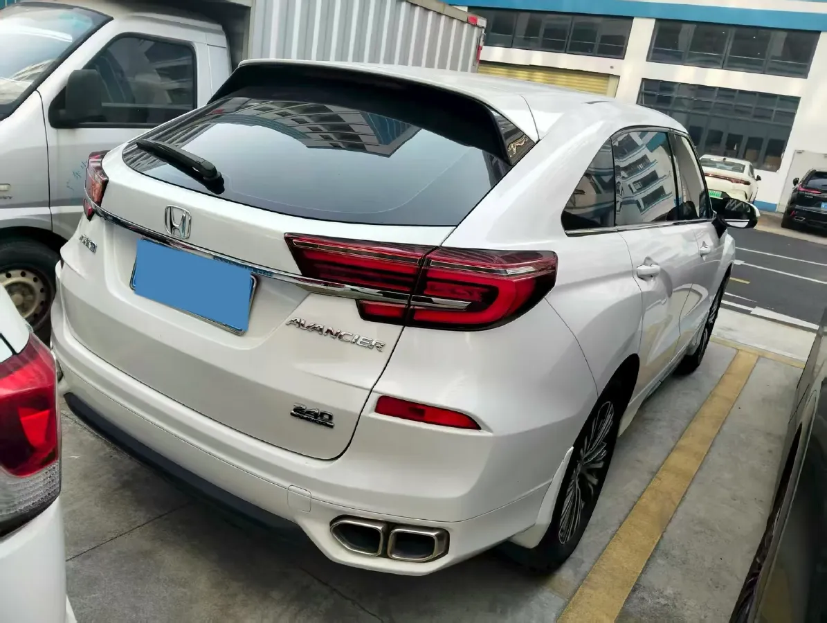 2020 Honda Avancier 1.5T 193HP L4 CVT,autocango,china used car exporter,china ev exporter,chinese used car exporter,chinese used ev exporter