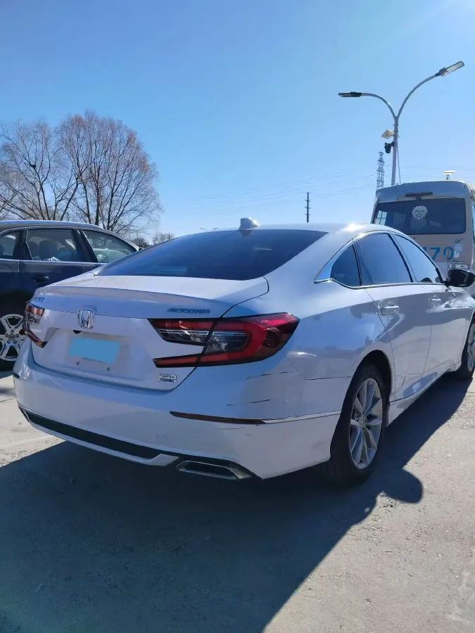 2022 Honda Accord 1.5T 194HP L4 CVT,autocango,china used car exporter,china ev exporter,chinese used car exporter,chinese used ev exporter