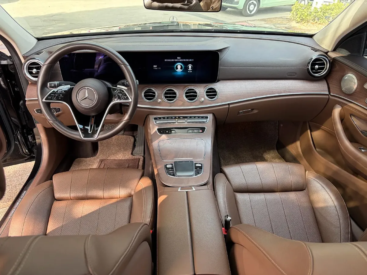 2022 Mercedes-Benz GLC Class 2.0T 258HP L4 9AT,autocango,china used car exporter,china ev exporter,chinese used car exporter,chinese used ev exporter