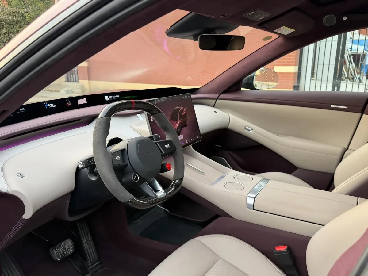 2025 MI YU7 BEV 101.7KWH,autocango,china used car exporter,china ev exporter,chinese used car exporter,chinese used ev exporter