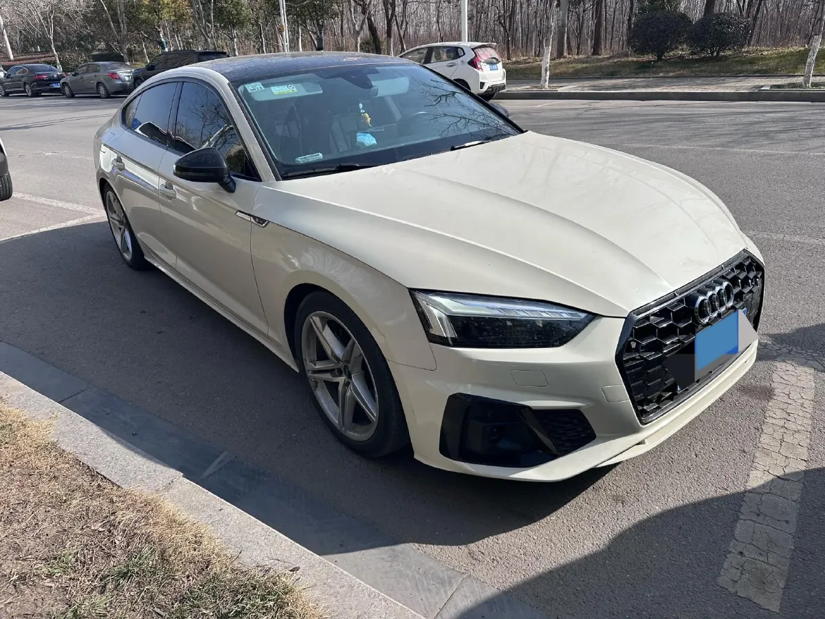 2021 Audi A5 2.0T 204HP L4 7DCT,autocango,china used car exporter,china ev exporter,chinese used car exporter,chinese used ev exporter