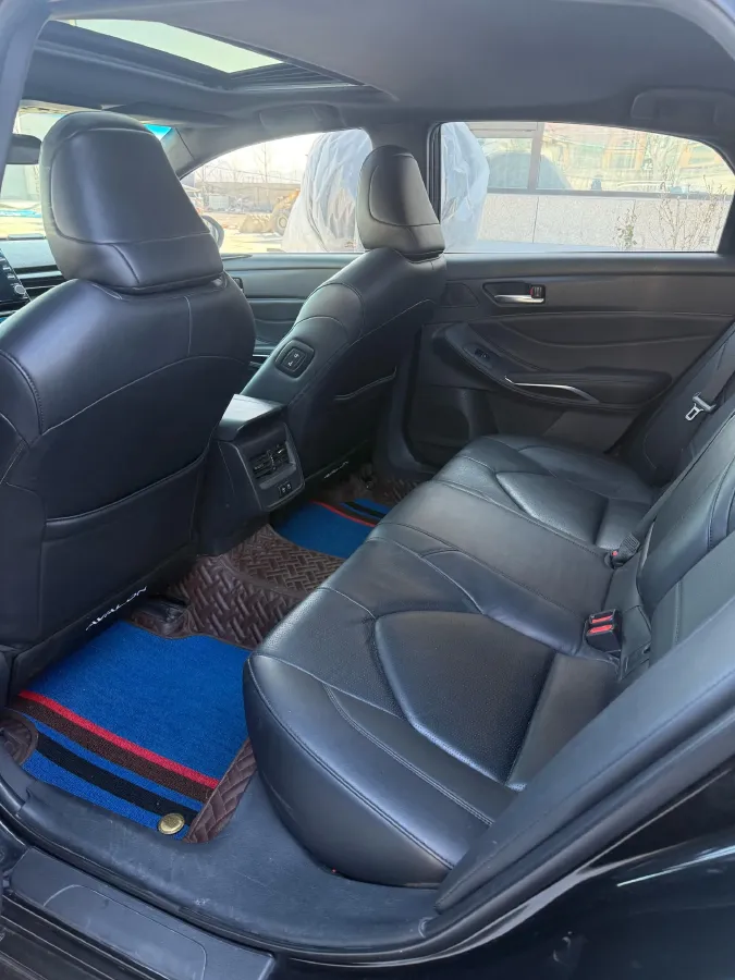 2019 Toyota Avalon 2.0L 178HP L4 CVT,autocango,china used car exporter,china ev exporter,chinese used car exporter,chinese used ev exporter
