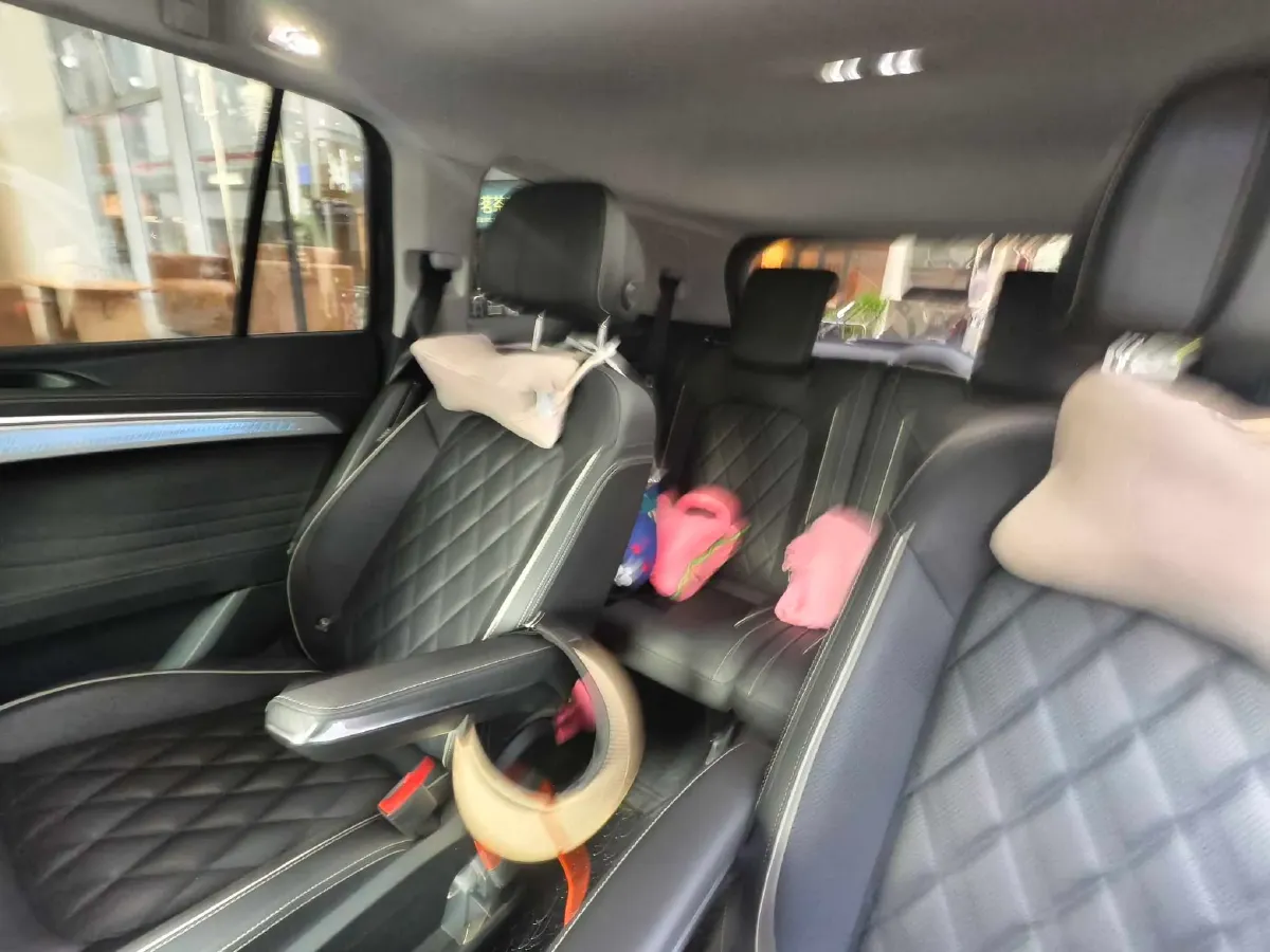 2021 Volkswagen Talagon 2.0T 220HP L4 7DCT,autocango,china used car exporter,china ev exporter,chinese used car exporter,chinese used ev exporter