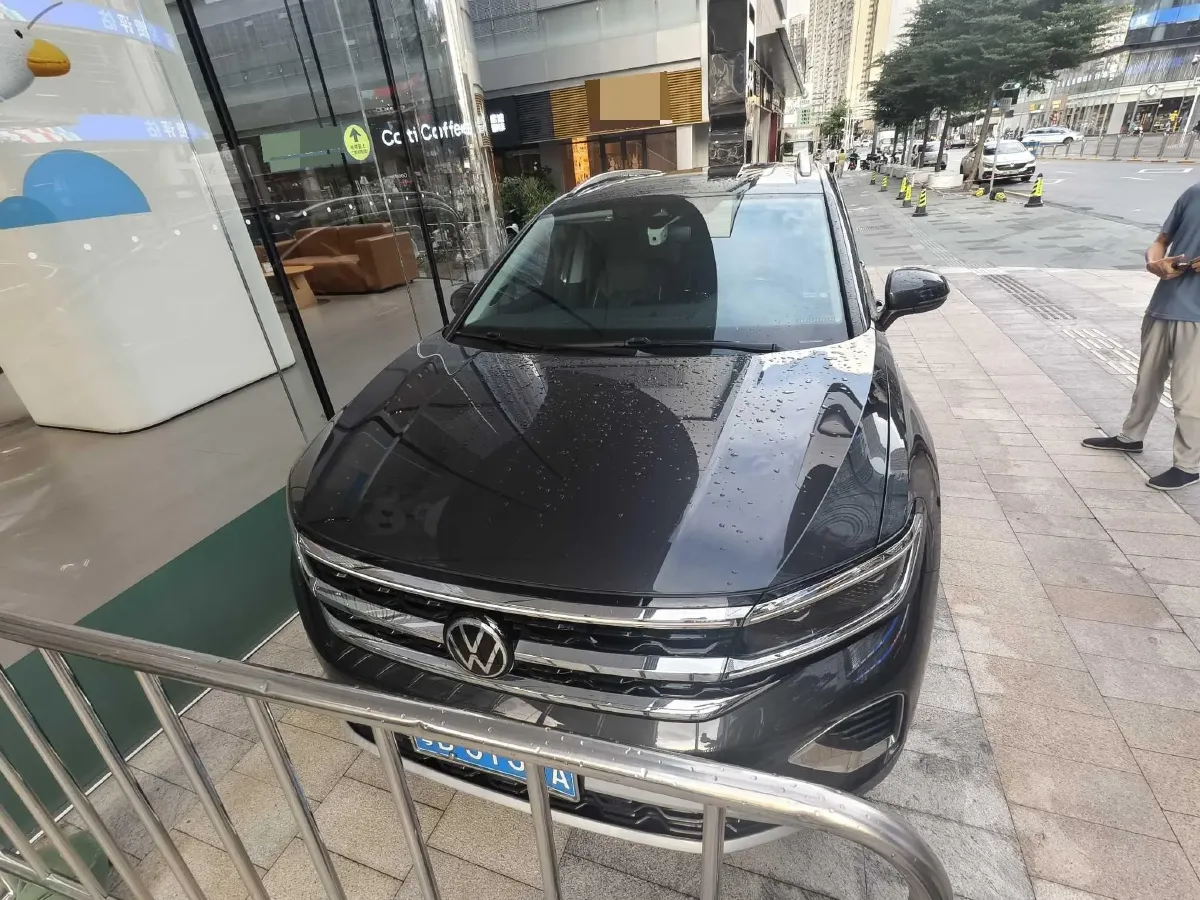 2021 Volkswagen Talagon 2.0T 220HP L4 7DCT,autocango,china used car exporter,china ev exporter,chinese used car exporter,chinese used ev exporter
