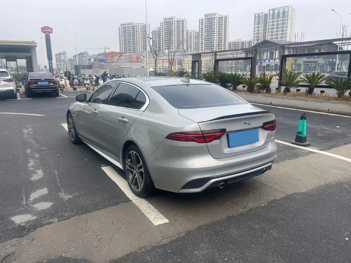 2024 Jaguar XEL 2.0T 250HP L4 8AT,autocango,china used car exporter,china ev exporter,chinese used car exporter,chinese used ev exporter