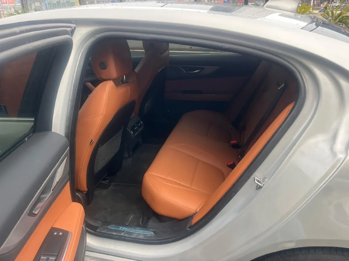 2024 Jaguar XEL 2.0T 250HP L4 8AT,autocango,china used car exporter,china ev exporter,chinese used car exporter,chinese used ev exporter