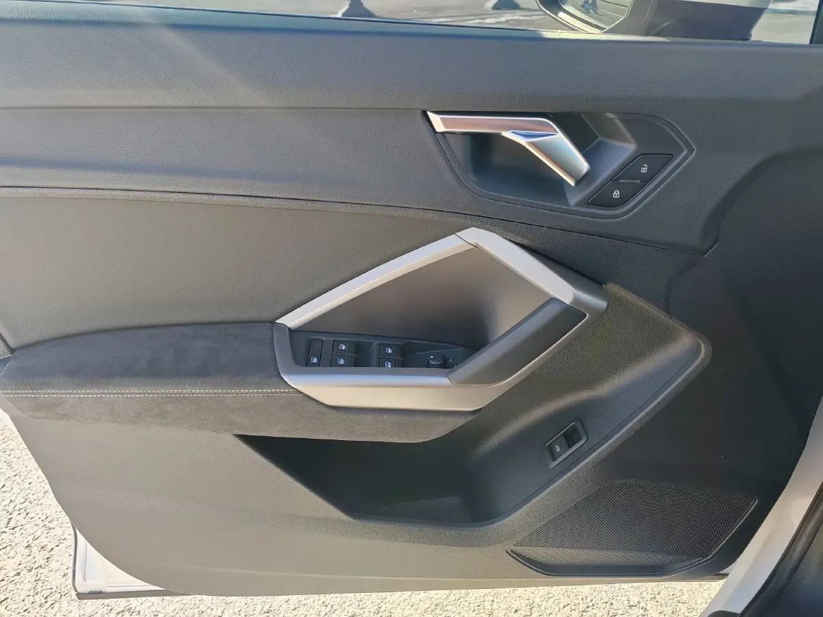 2021 Audi Q3 1.4T 150HP L4 7DCT,autocango,china used car exporter,china ev exporter,chinese used car exporter,chinese used ev exporter