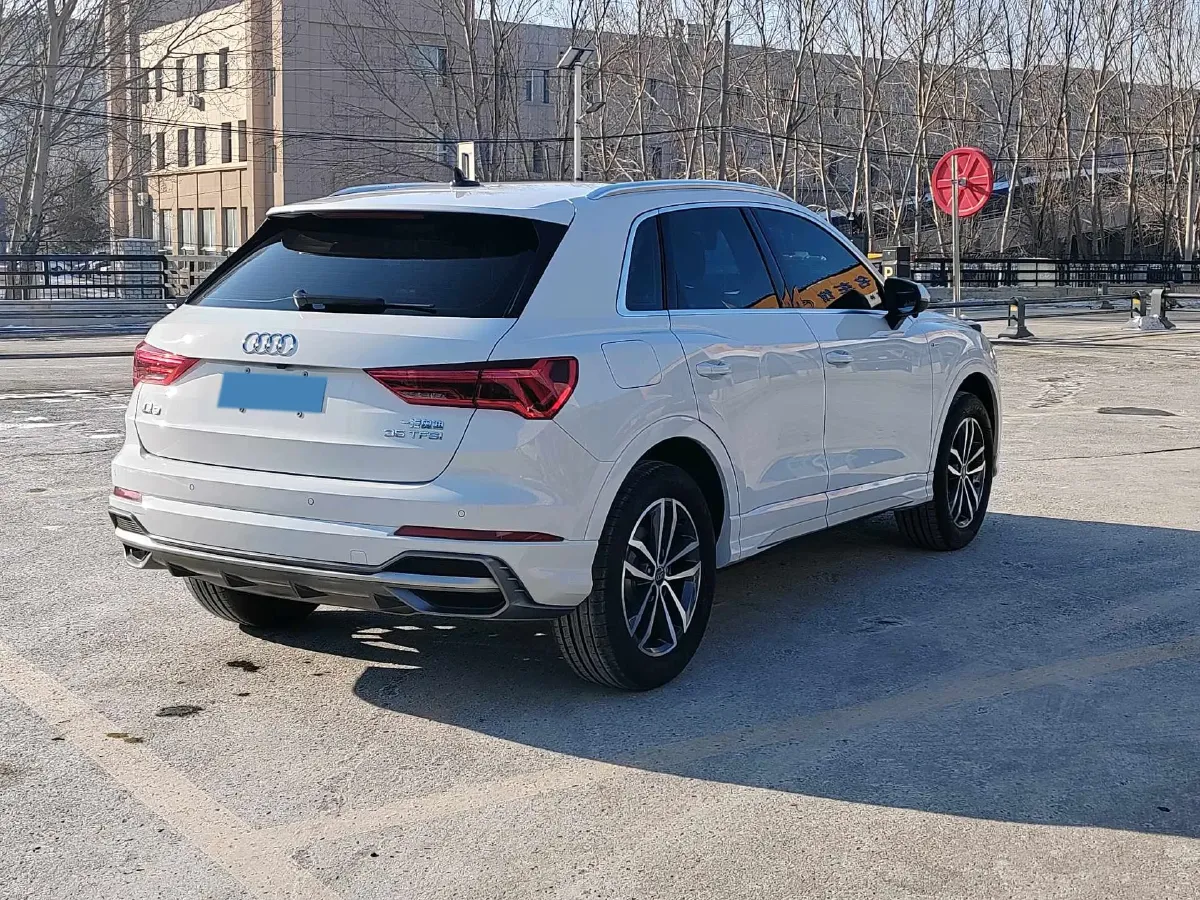 2021 Audi Q3 1.4T 150HP L4 7DCT,autocango,china used car exporter,china ev exporter,chinese used car exporter,chinese used ev exporter