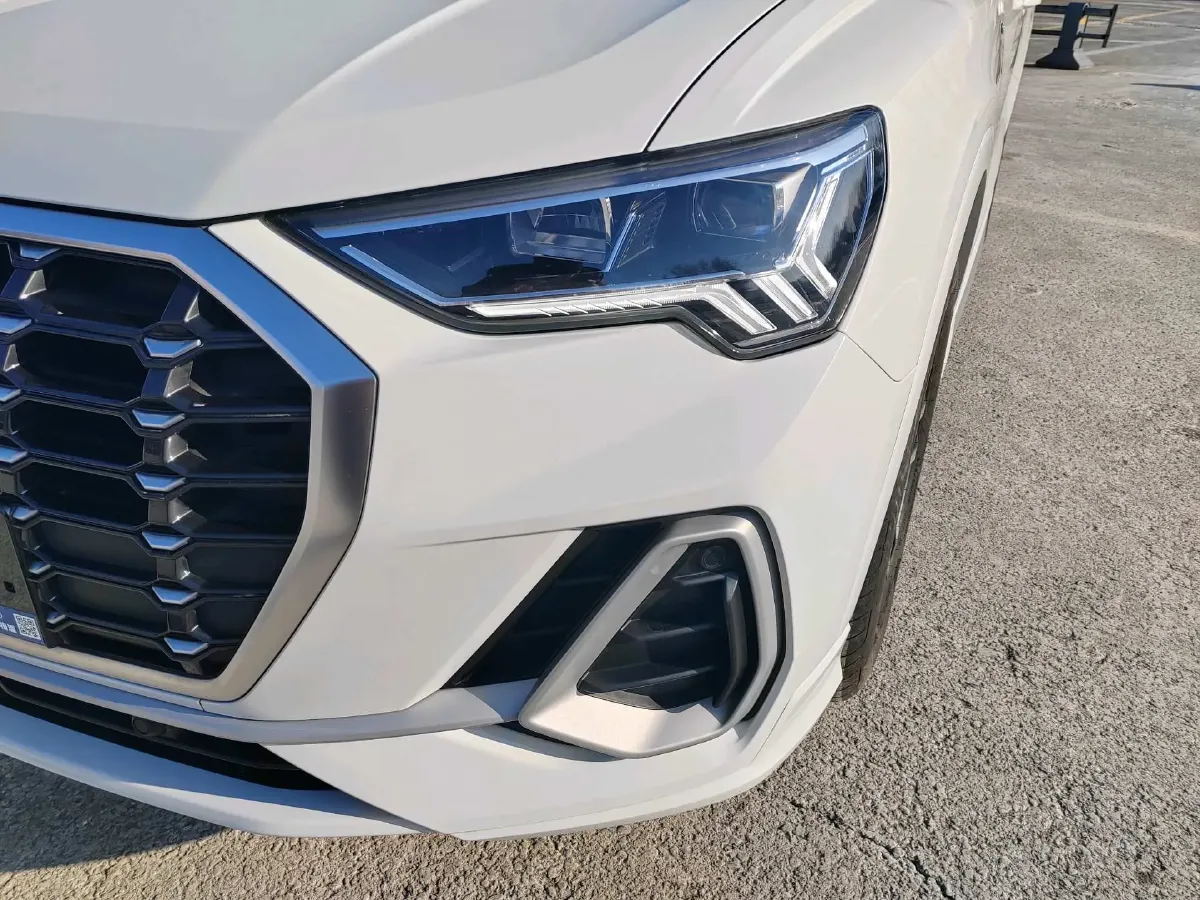 2021 Audi Q3 1.4T 150HP L4 7DCT,autocango,china used car exporter,china ev exporter,chinese used car exporter,chinese used ev exporter