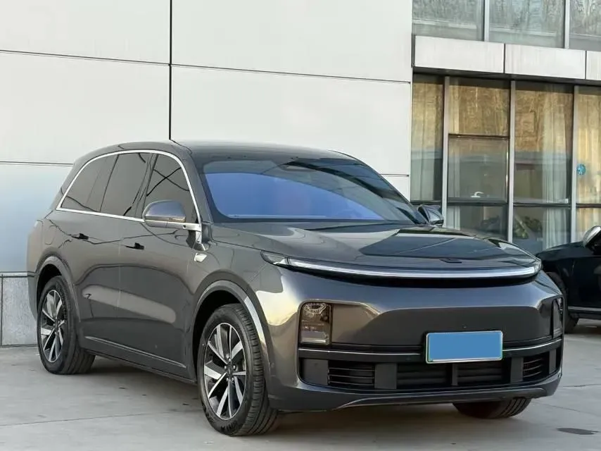 2023 Li L8 Range Extended 154HP REEV 40.9KWH,autocango,china used car exporter,china ev exporter,chinese used car exporter,chinese used ev exporter