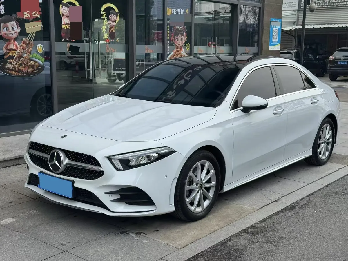 2020 Mercedes-Benz A Class 1.3T 163HP L4 7DCT,autocango,china used car exporter,china ev exporter,chinese used car exporter,chinese used ev exporter