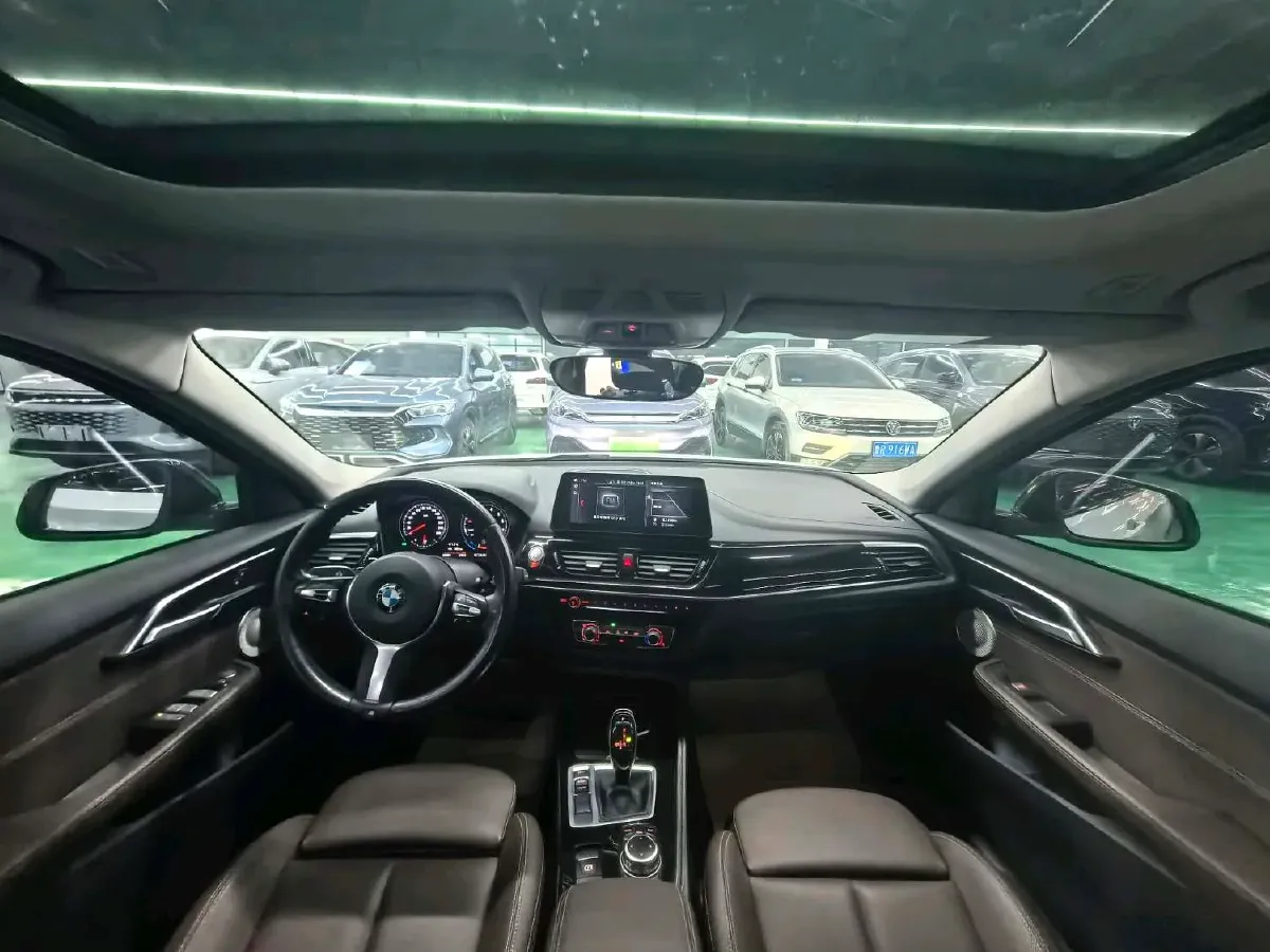 2023 BMW 1 Series 1.5T 136HP L3 7DCT,autocango,china used car exporter,china ev exporter,chinese used car exporter,chinese used ev exporter