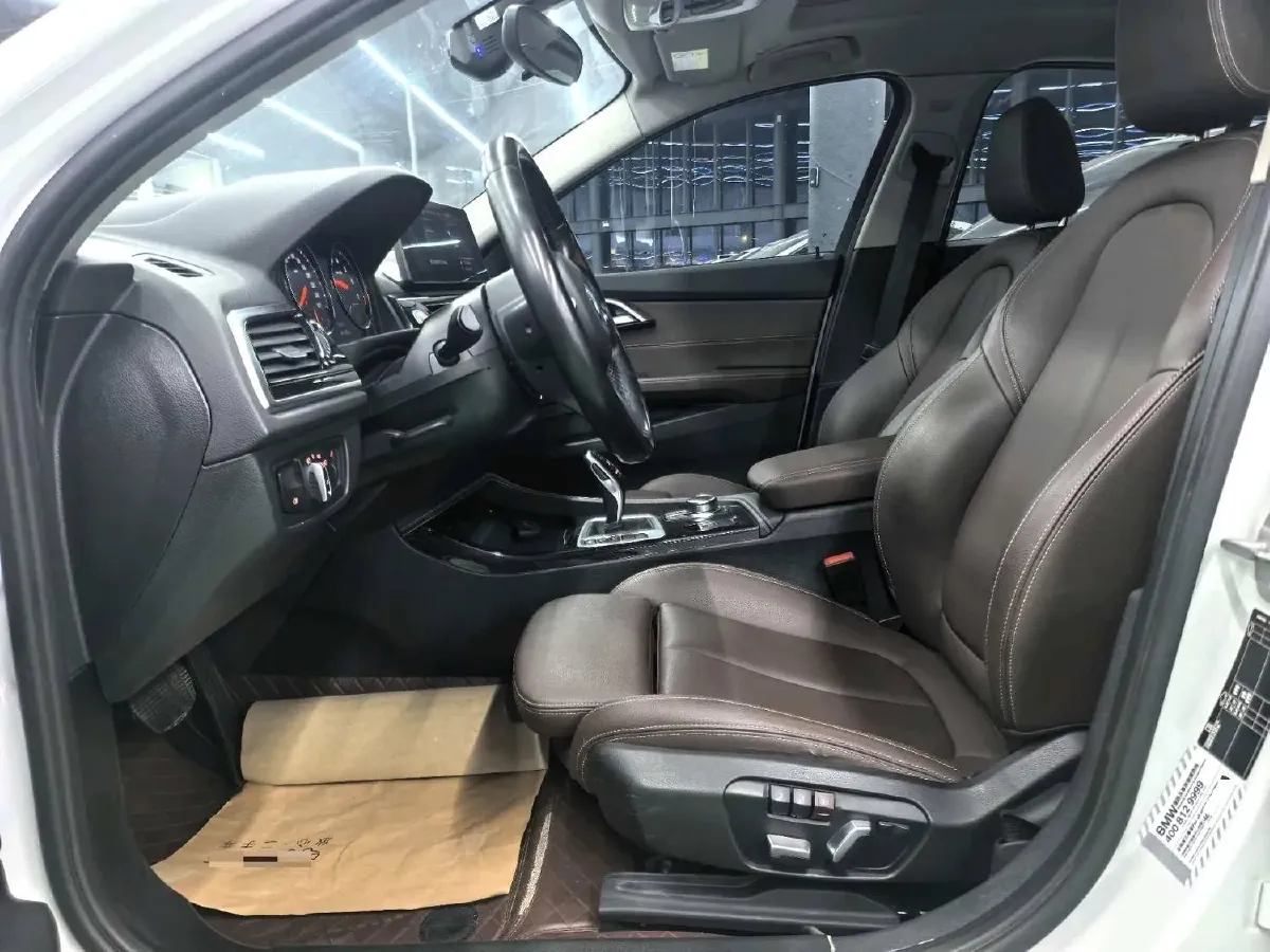 2023 BMW 1 Series 1.5T 136HP L3 7DCT,autocango,china used car exporter,china ev exporter,chinese used car exporter,chinese used ev exporter