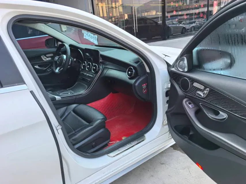 2020 Mercedes-Benz C Class 1.5T 184HP L4 9AT,autocango,china used car exporter,china ev exporter,chinese used car exporter,chinese used ev exporter
