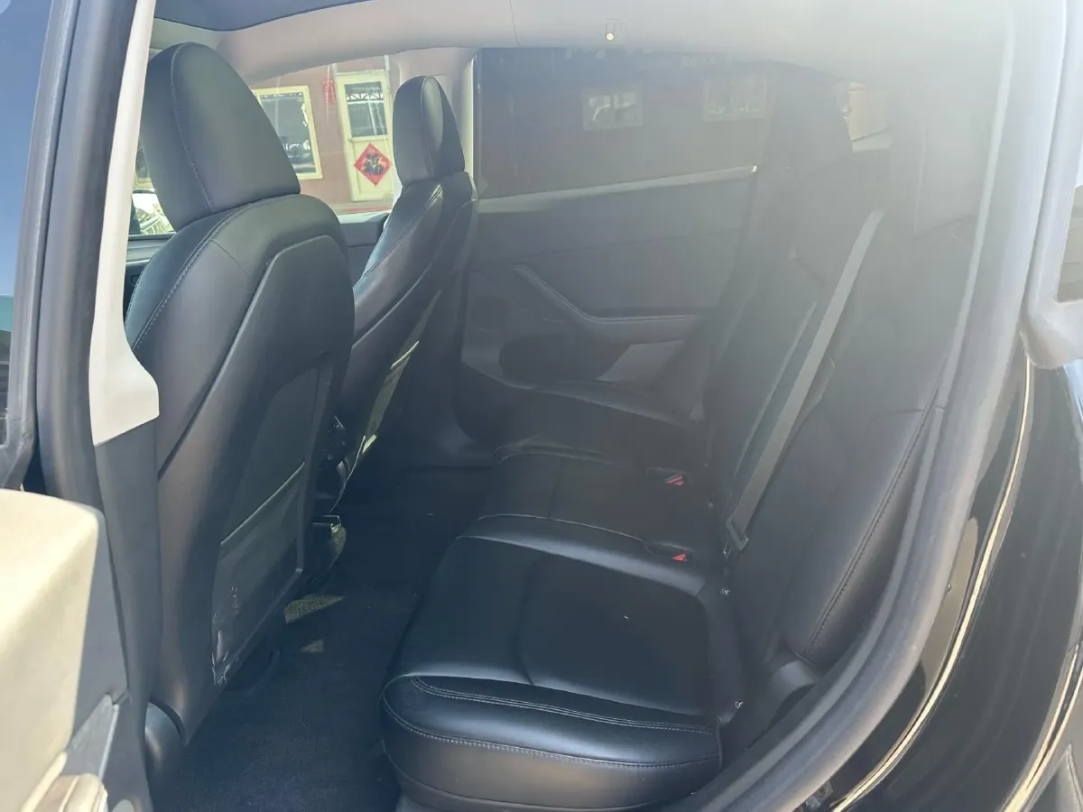 2022 Tesla Model Y BEV 60KWH,autocango,china used car exporter,china ev exporter,chinese used car exporter,chinese used ev exporter