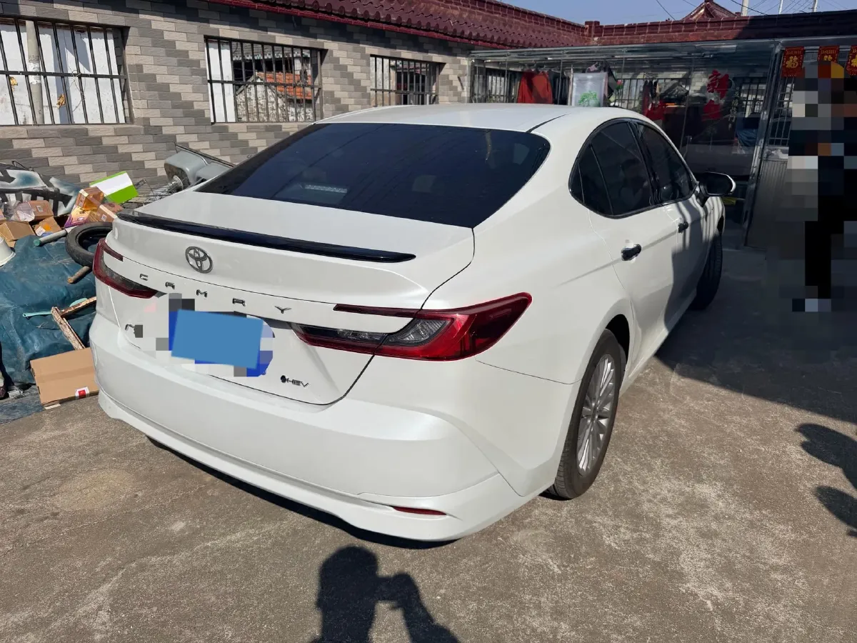 2024 Toyota Camry 2.0L 152HP L4 E-CVT Hybrid,autocango,china used car exporter,china ev exporter,chinese used car exporter,chinese used ev exporter