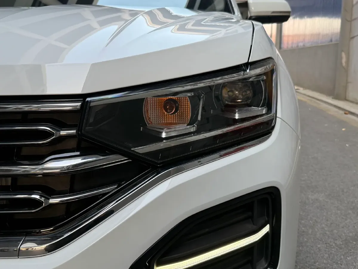 2022 Volkswagen Tayron 1.4T 150HP L4 7DCT,autocango,china used car exporter,china ev exporter,chinese used car exporter,chinese used ev exporter