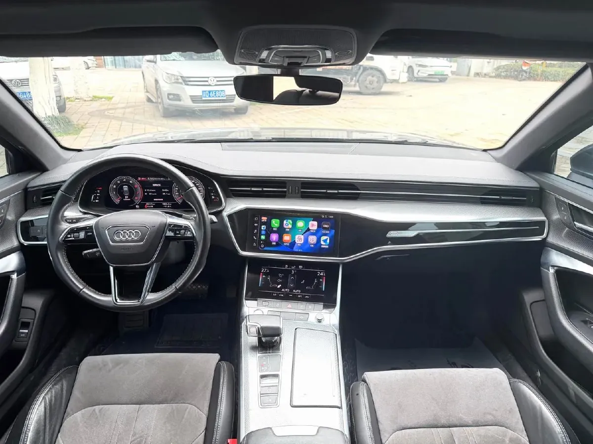 2019 Audi A6L 2.0T 190HP L4 7DCT,autocango,china used car exporter,china ev exporter,chinese used car exporter,chinese used ev exporter