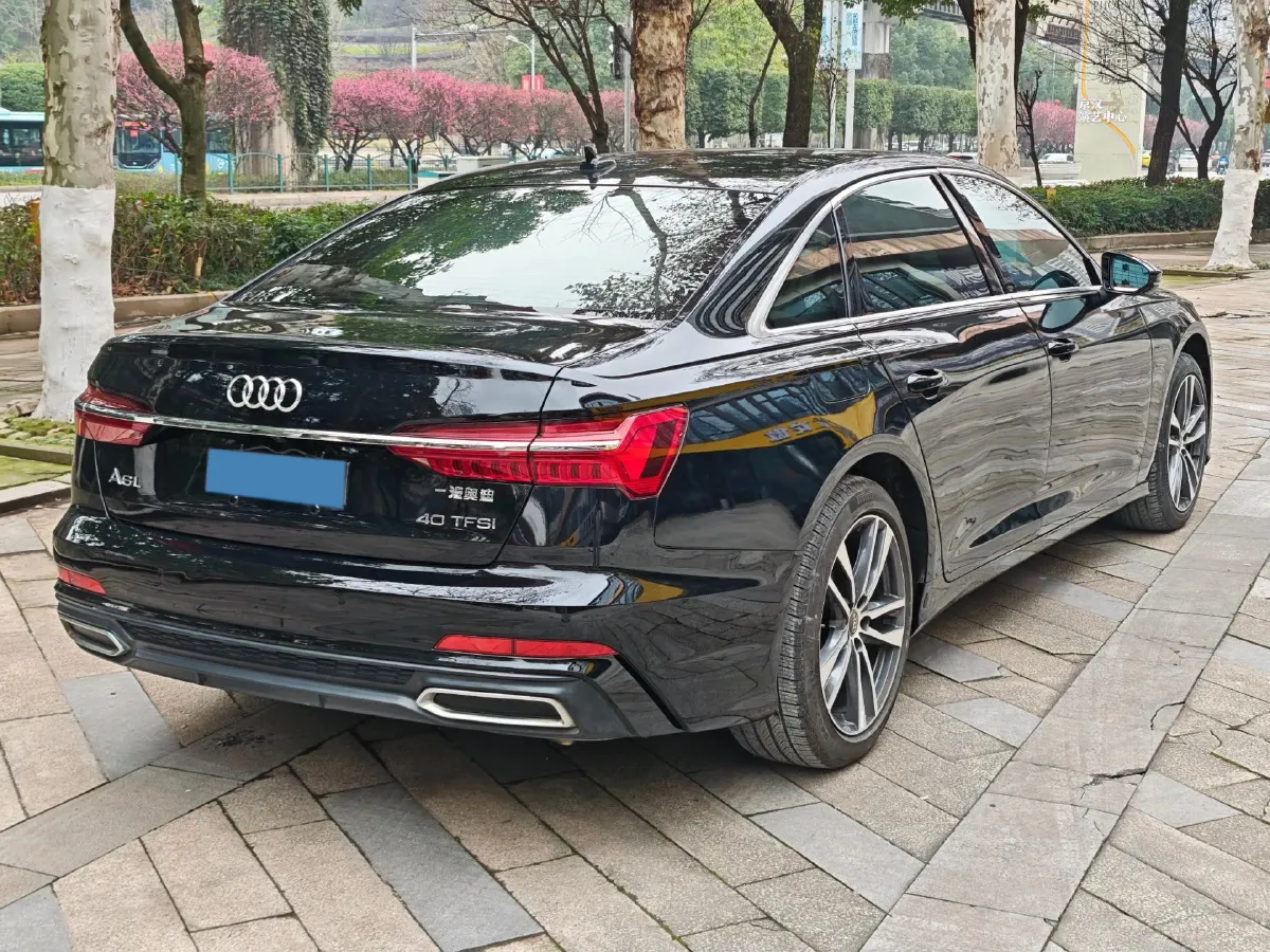 2019 Audi A6L 2.0T 190HP L4 7DCT,autocango,china used car exporter,china ev exporter,chinese used car exporter,chinese used ev exporter
