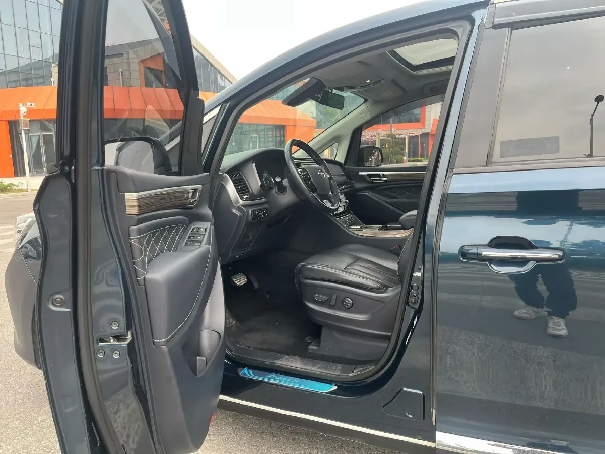 2019 GAC Trumpchi M8 2.0T 201HP L4 6AT,autocango,china used car exporter,china ev exporter,chinese used car exporter,chinese used ev exporter