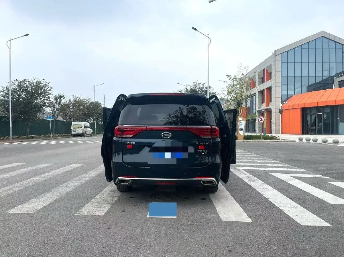 2019 GAC Trumpchi M8 2.0T 201HP L4 6AT,autocango,china used car exporter,china ev exporter,chinese used car exporter,chinese used ev exporter