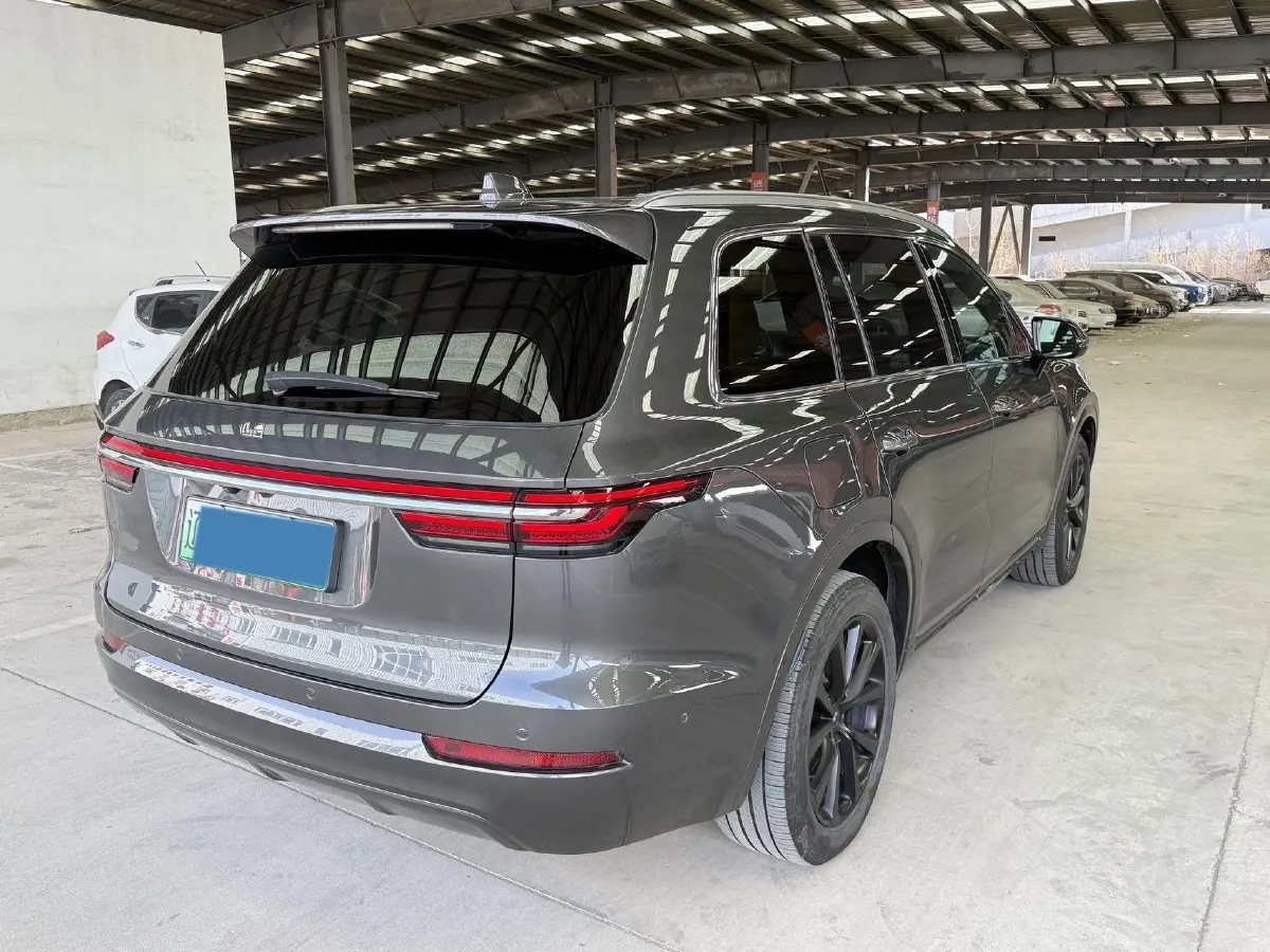 2020 Li ONE Range Extended 131HP REEV 40.5KWH,autocango,china used car exporter,china ev exporter,chinese used car exporter,chinese used ev exporter