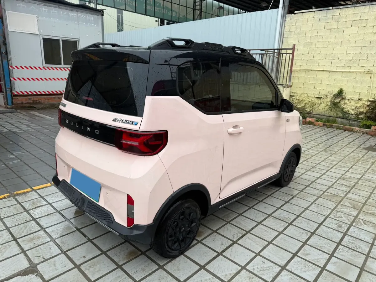 2022 WuLing HongGuang MINI EV BEV 17.3KWH,autocango,china used car exporter,china ev exporter,chinese used car exporter,chinese used ev exporter