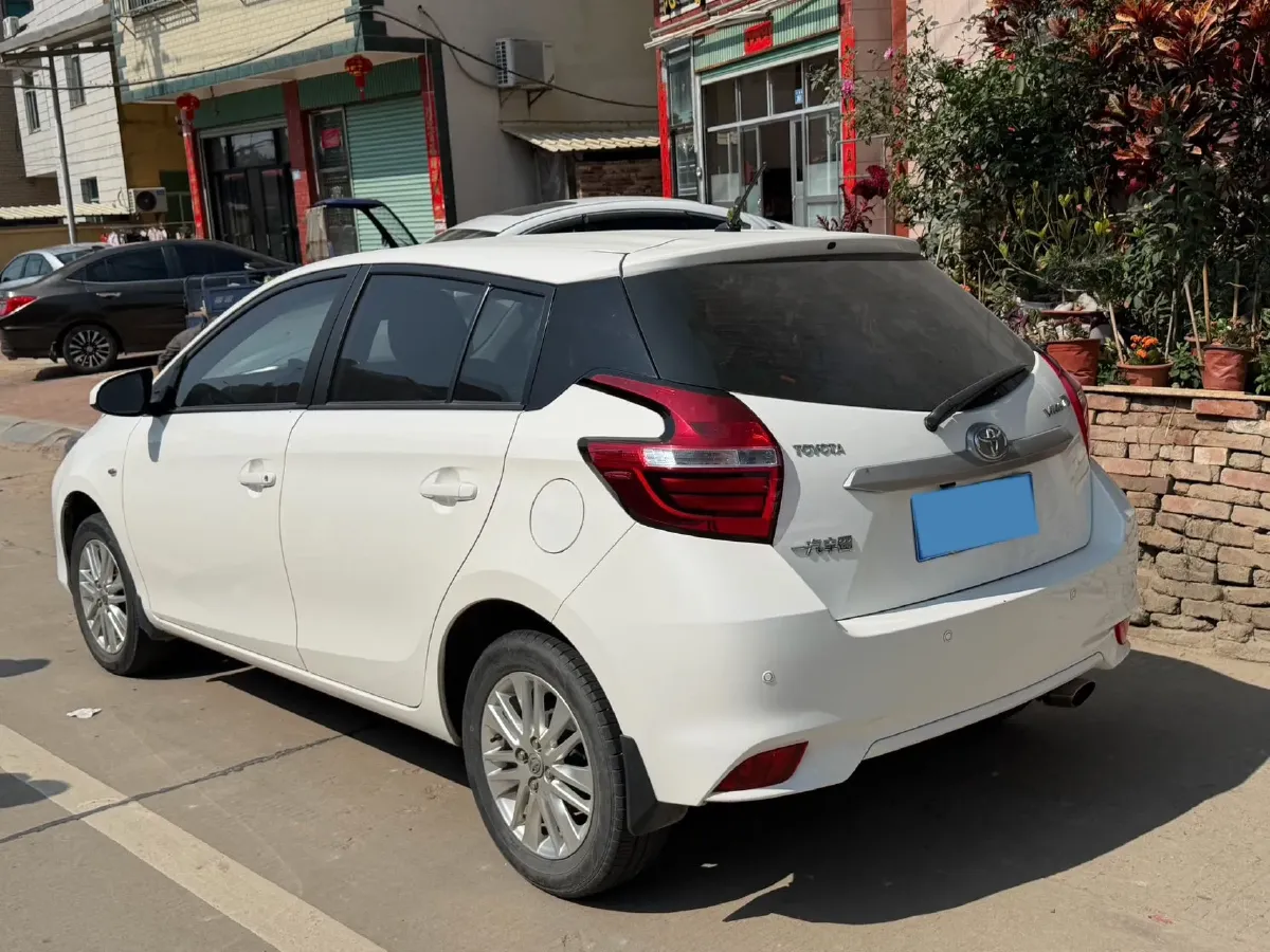 2017 Toyota Vios 1.5L 107HP L4 CVT,autocango,china used car exporter,china ev exporter,chinese used car exporter,chinese used ev exporter