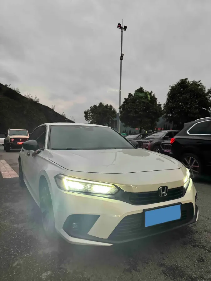 2022 Honda Civic 1.5T 182HP L4 CVT,autocango,china used car exporter,china ev exporter,chinese used car exporter,chinese used ev exporter