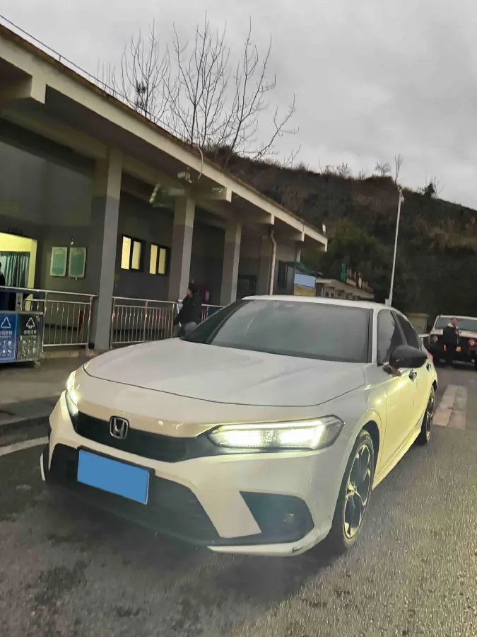 2022 Honda Civic 1.5T 182HP L4 CVT,autocango,china used car exporter,china ev exporter,chinese used car exporter,chinese used ev exporter