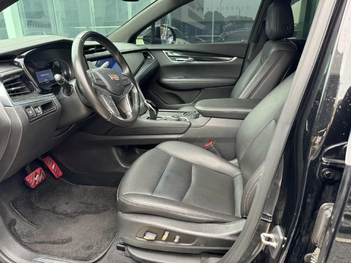 2021 Cadillac XT5 2.0T 237HP L4 9AT,autocango,china used car exporter,china ev exporter,chinese used car exporter,chinese used ev exporter