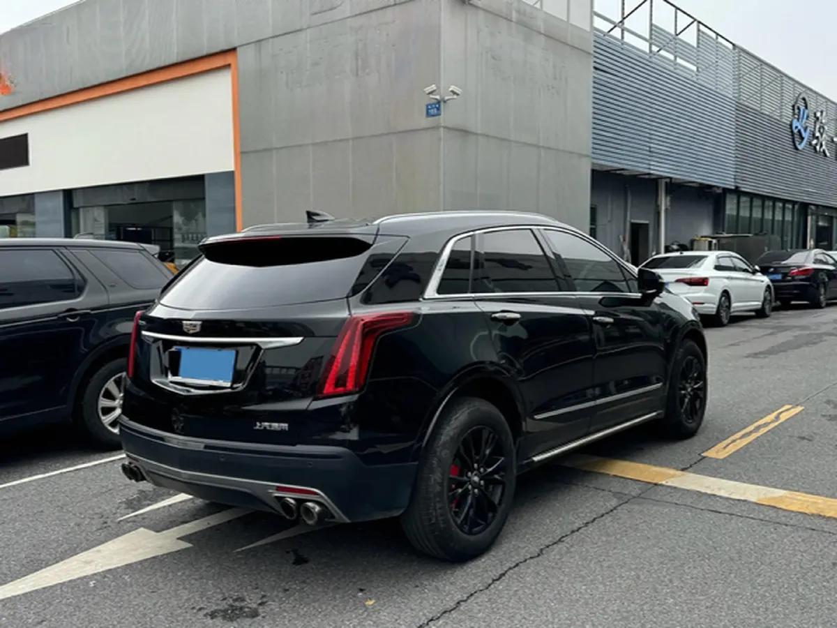 2021 Cadillac XT5 2.0T 237HP L4 9AT,autocango,china used car exporter,china ev exporter,chinese used car exporter,chinese used ev exporter