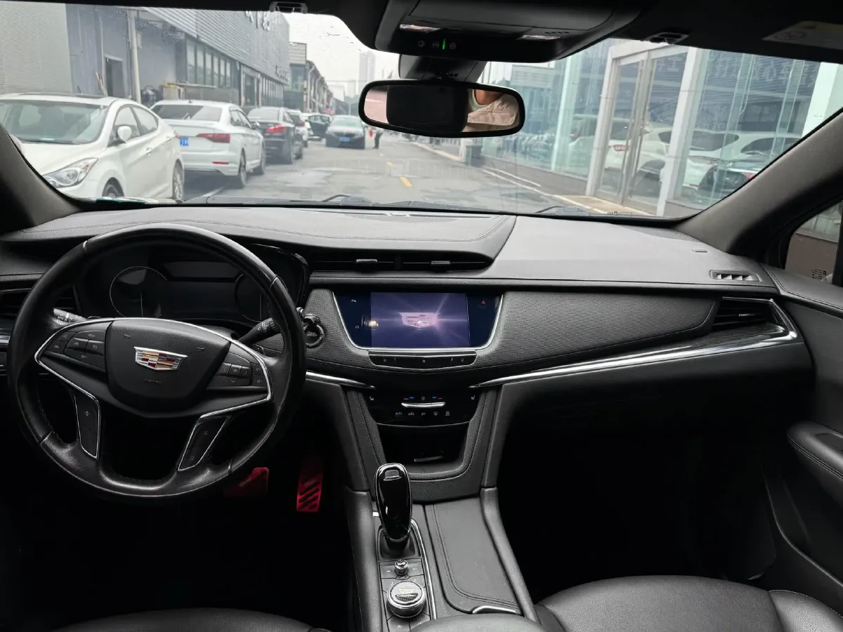 2021 Cadillac XT5 2.0T 237HP L4 9AT,autocango,china used car exporter,china ev exporter,chinese used car exporter,chinese used ev exporter