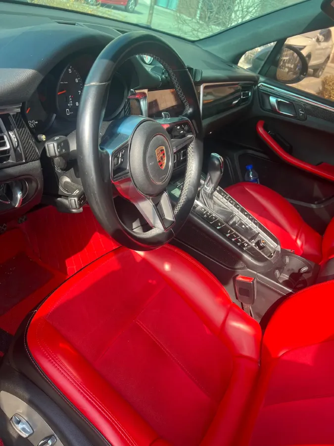 2018 Porsche Macan 2.0T 252HP L4 7DCT,autocango,china used car exporter,china ev exporter,chinese used car exporter,chinese used ev exporter