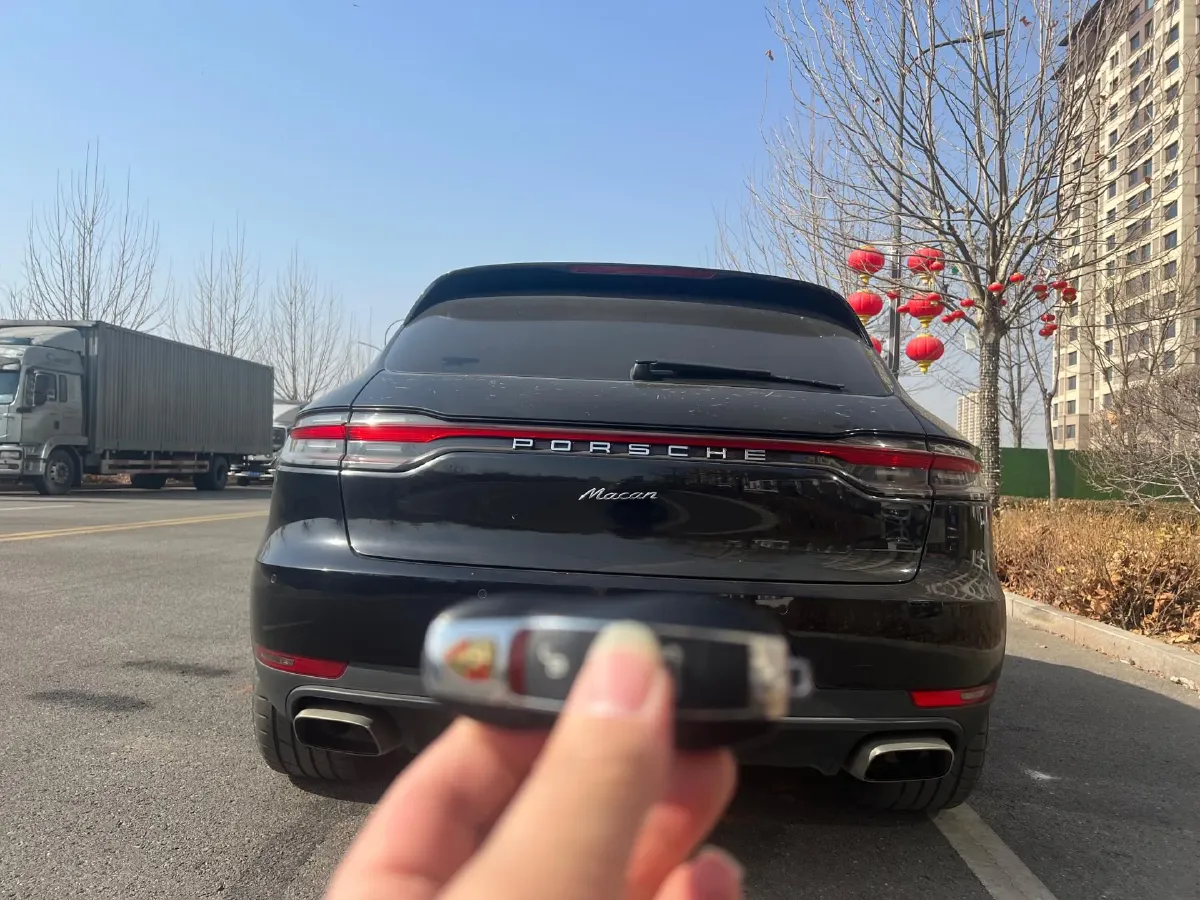 2018 Porsche Macan 2.0T 252HP L4 7DCT,autocango,china used car exporter,china ev exporter,chinese used car exporter,chinese used ev exporter