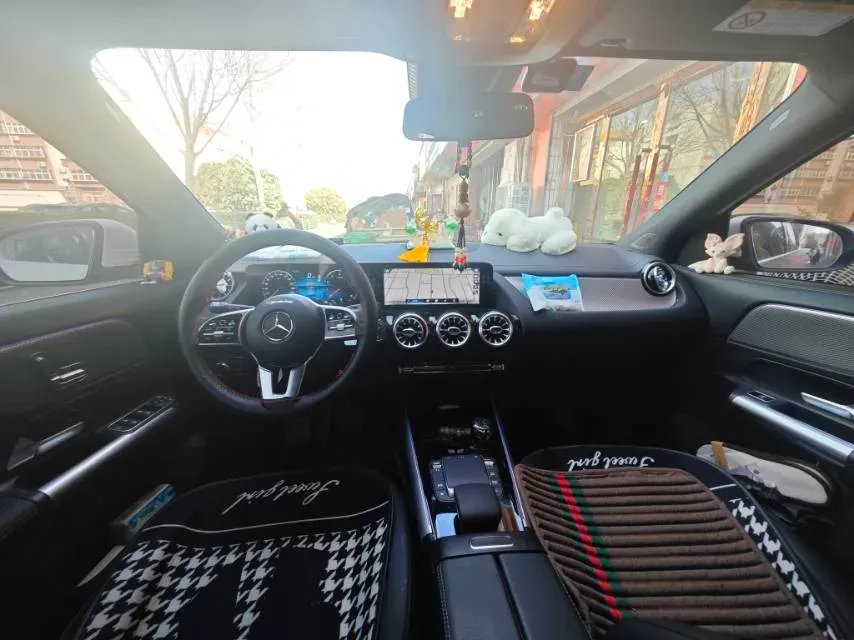 2023 Mercedes-Benz GLA Class 1.3T 163HP L4 7DCT,autocango,china used car exporter,china ev exporter,chinese used car exporter,chinese used ev exporter