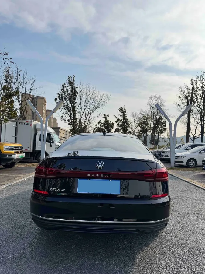 2025 Volkswagen Passat 2.0T 186HP L4 7DCT,autocango,china used car exporter,china ev exporter,chinese used car exporter,chinese used ev exporter