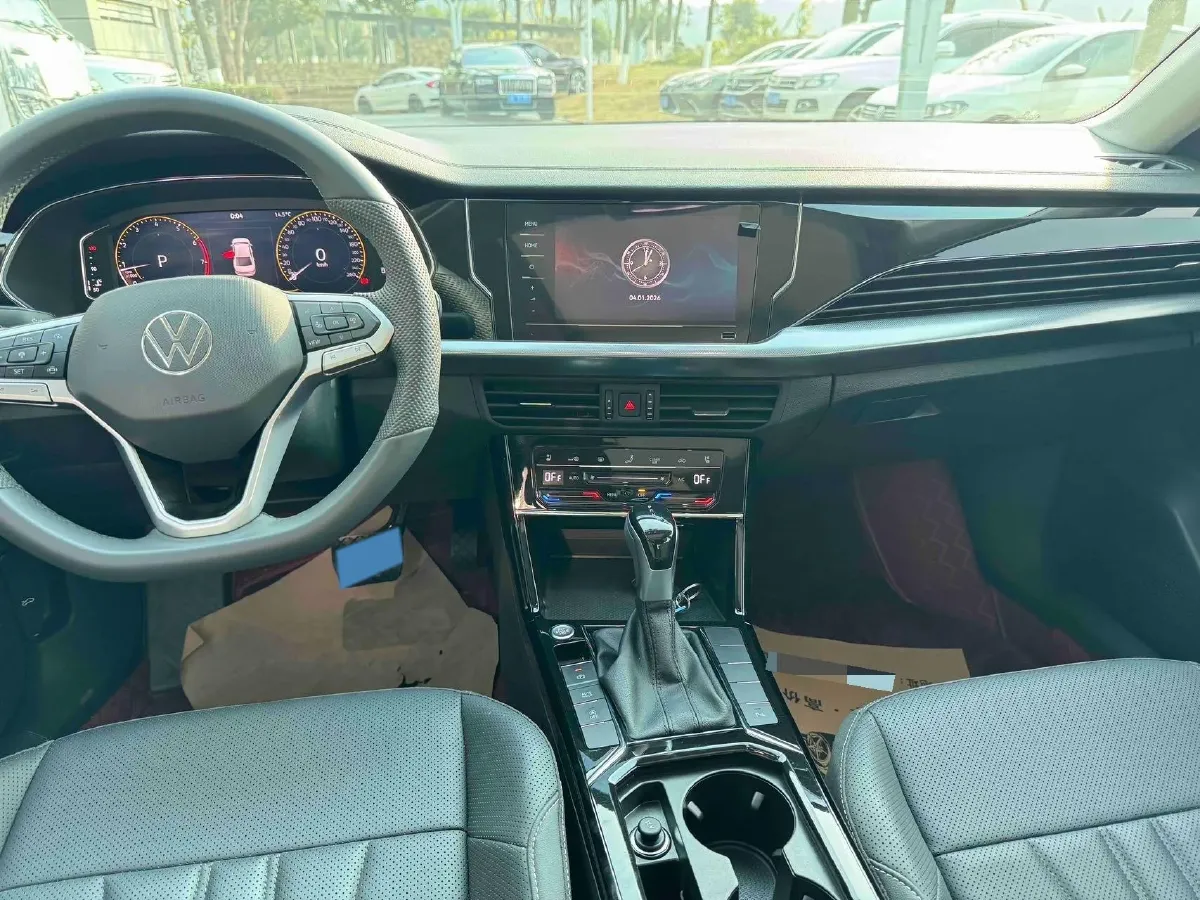 2025 Volkswagen Passat 2.0T 186HP L4 7DCT,autocango,china used car exporter,china ev exporter,chinese used car exporter,chinese used ev exporter