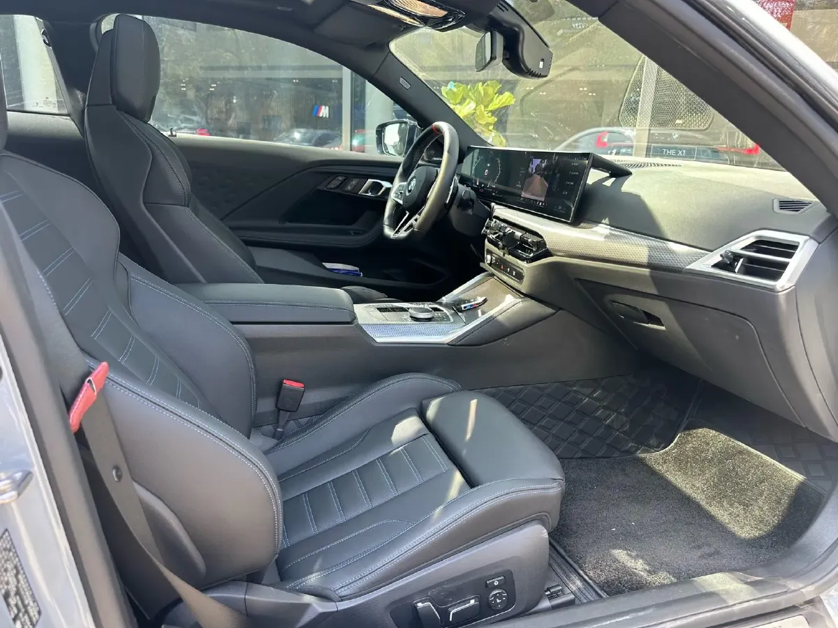 2024 BMW 2.0T 300HP L4 7DCT,autocango,china used car exporter,china ev exporter,chinese used car exporter,chinese used ev exporter