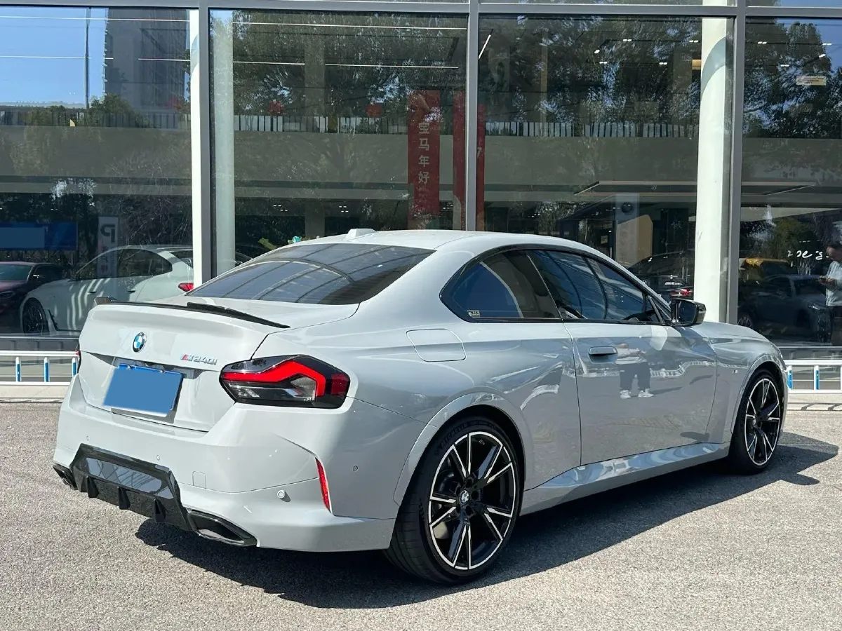 2024 BMW 2.0T 300HP L4 7DCT,autocango,china used car exporter,china ev exporter,chinese used car exporter,chinese used ev exporter