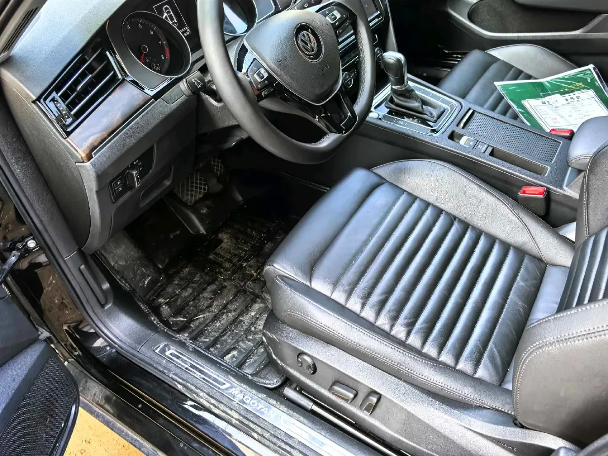 2019 Volkswagen Magotan 2.0T 186HP L4 7DCT,autocango,china used car exporter,china ev exporter,chinese used car exporter,chinese used ev exporter