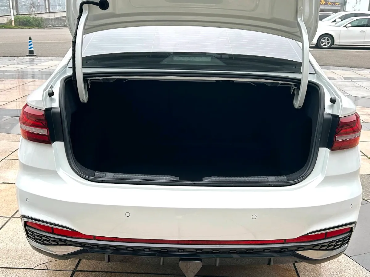 2023 Volkswagen Lavida 1.4T 150HP L4 7DCT,autocango,china used car exporter,china ev exporter,chinese used car exporter,chinese used ev exporter