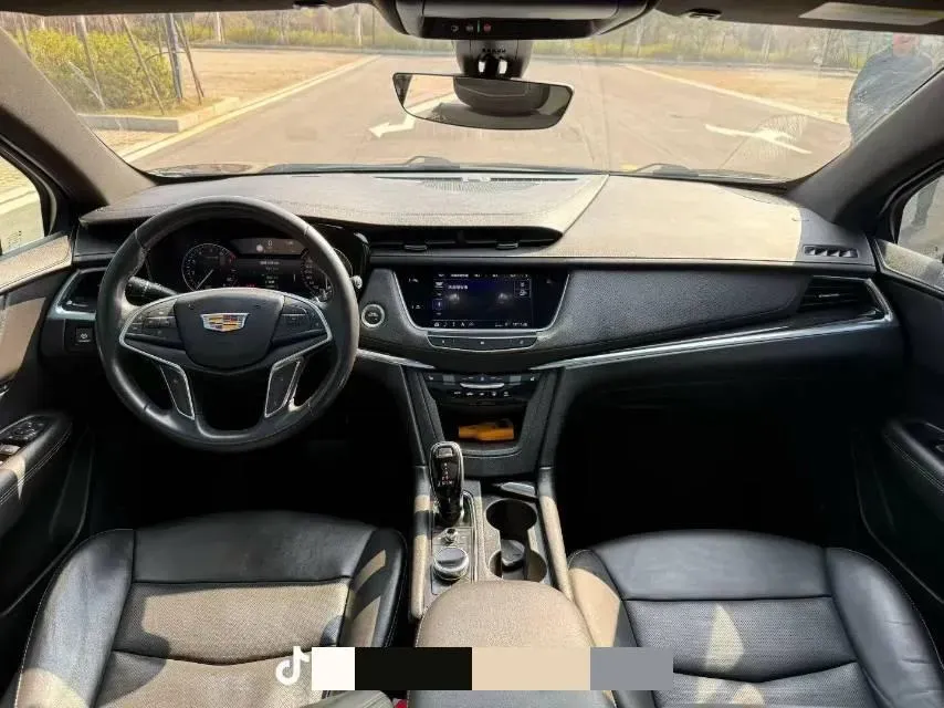 2020 Cadillac XT5 2.0T 237HP L4 9AT,autocango,china used car exporter,china ev exporter,chinese used car exporter,chinese used ev exporter