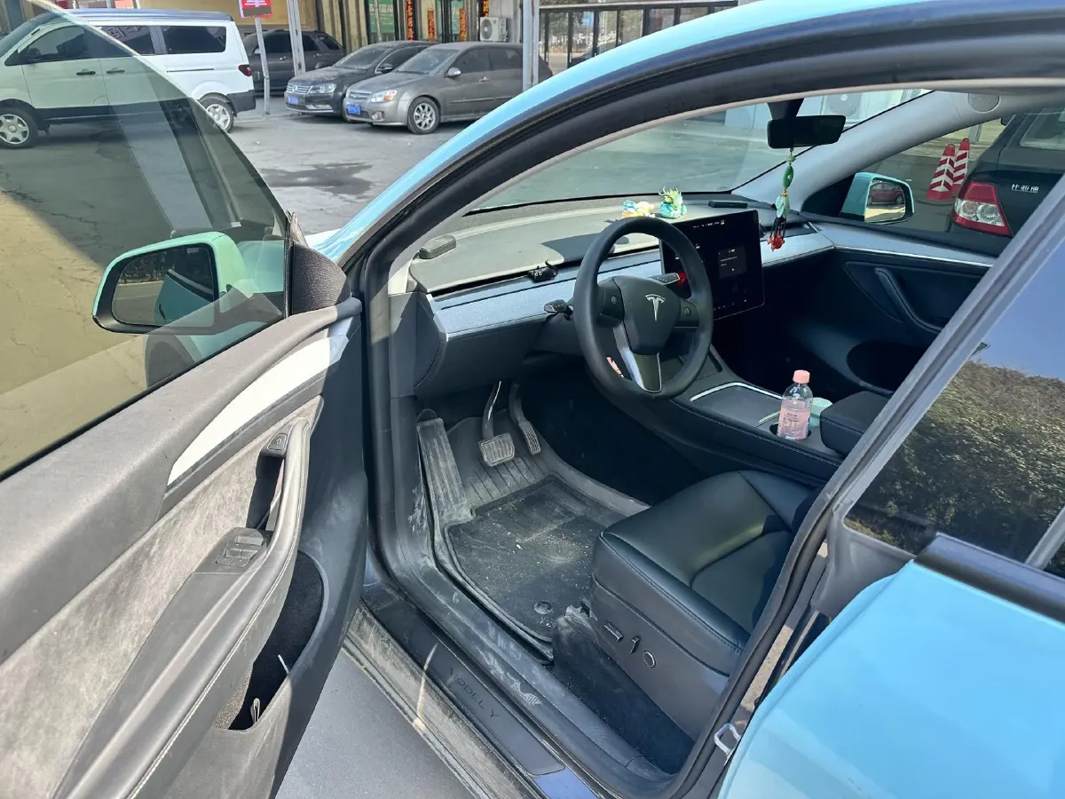 2024 Tesla Model Y BEV 78.4KWH,autocango,china used car exporter,china ev exporter,chinese used car exporter,chinese used ev exporter