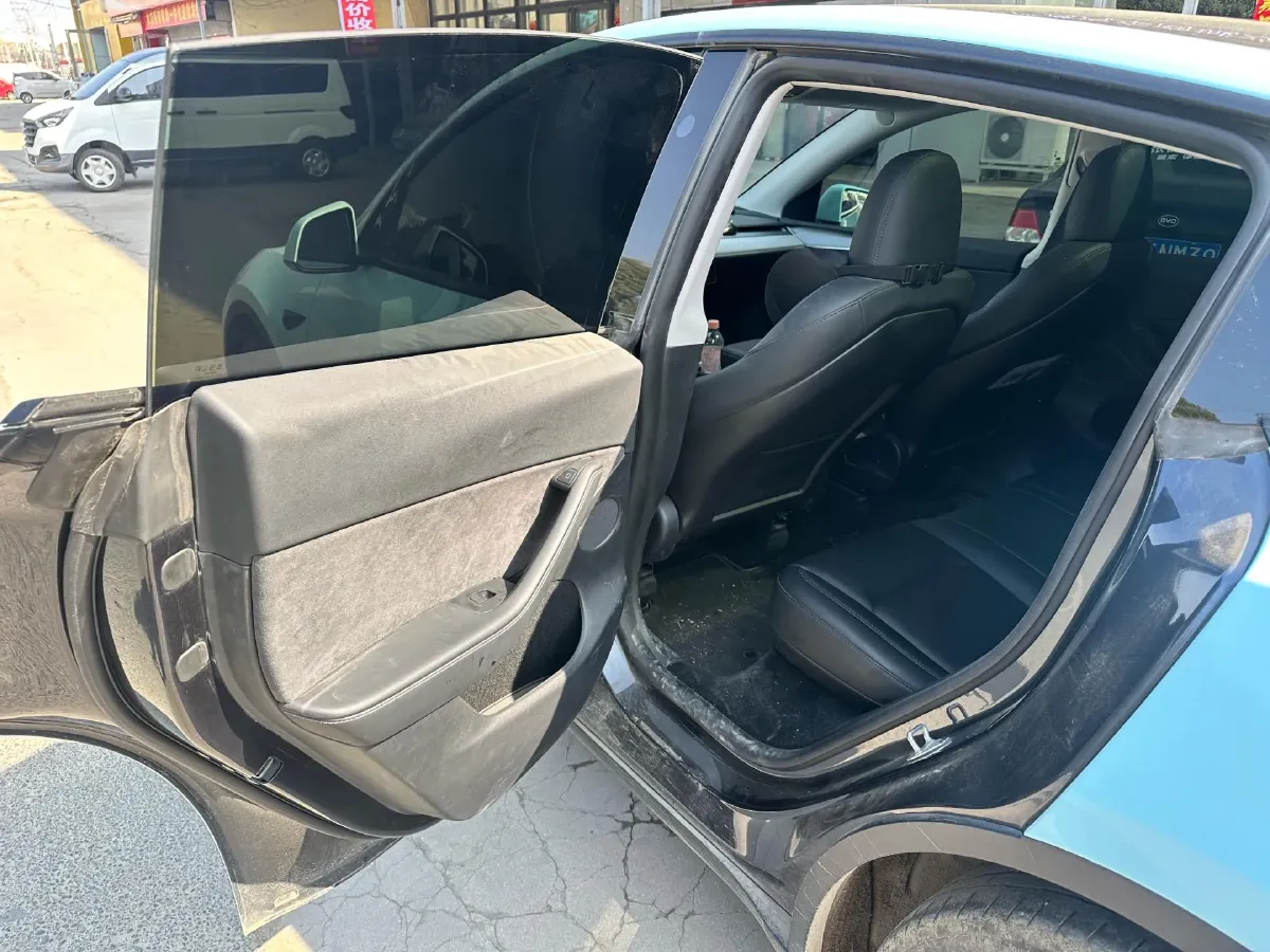 2024 Tesla Model Y BEV 78.4KWH,autocango,china used car exporter,china ev exporter,chinese used car exporter,chinese used ev exporter